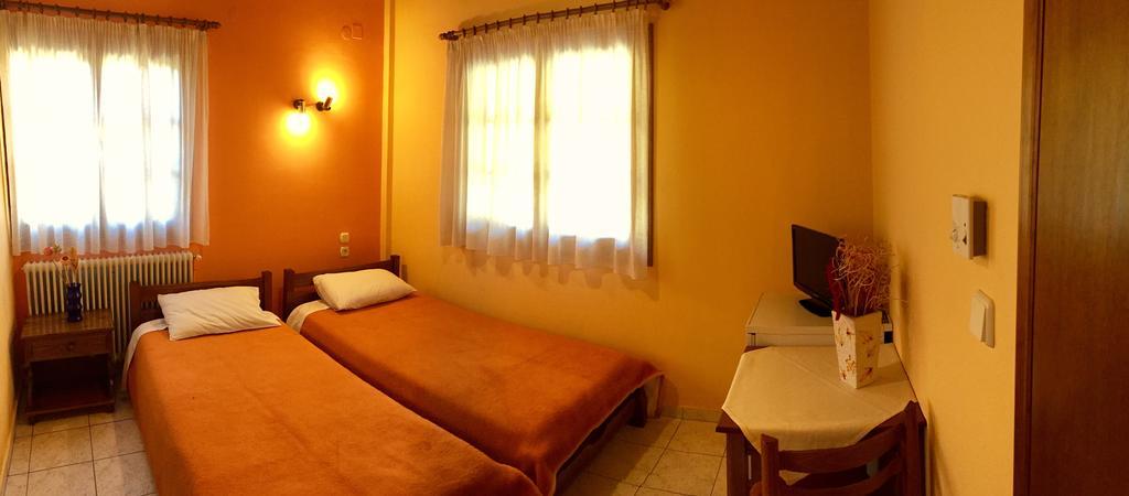 Dipla Sto Potami Hotel Chani Terevou Luaran gambar